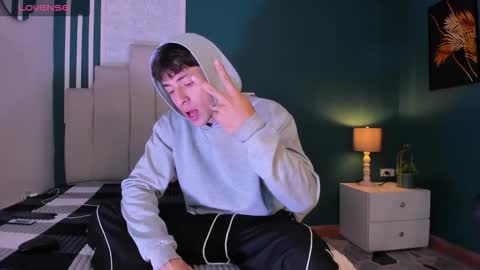 Alessandro Dybala online show from November 19, 2025, 12:16 pm