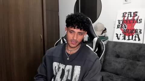 Alessandro Vanni online show from September 29, 2025, 2:06 am