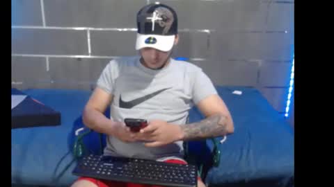 Snapshot of alessandrobooy chatting on May 31, 2026, 4:42 am alessandro online show from May 31, 2026, 4:42 am