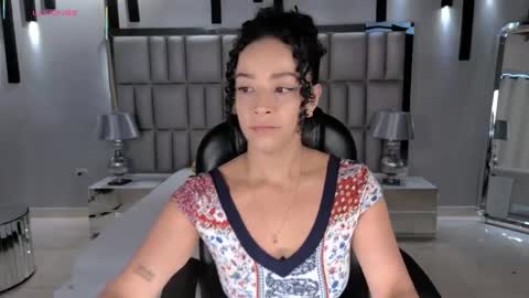 Snapshot of alessaromero chatting on May 18, 2026, 6:25 pm ALESSA ROMERO online show from May 18, 2026, 6:25 pm