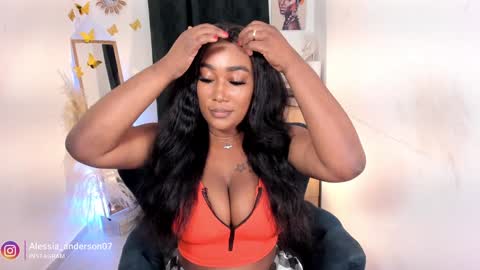 Yy  online show from January 26, 2025, 9:18 pm