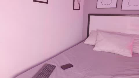 alessia_selene online show from July 24, 2026, 8:18 pm