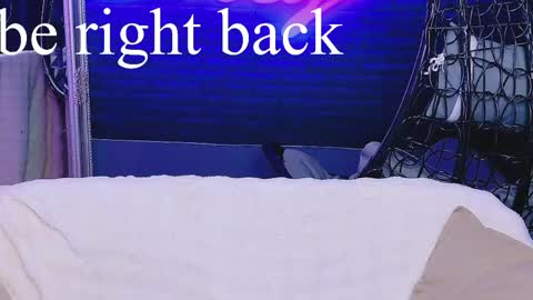 alessiacroft online show from May 16, 2026, 4:53 am
