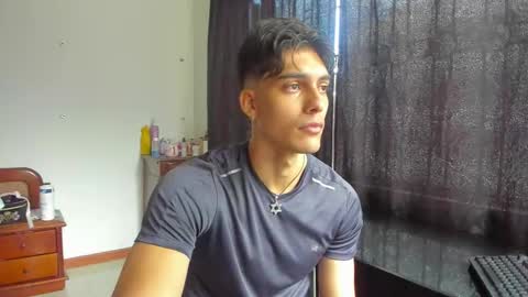 Snapshot of alessio_vale chatting on March 21, 2026, 2:42 pm alessio Vale online show from March 21, 2026, 2:42 pm