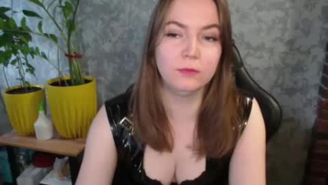 Snapshot of alessssamistress chatting on May 25, 2026, 12:11 pm Alex online show from May 25, 2026, 12:11 pm