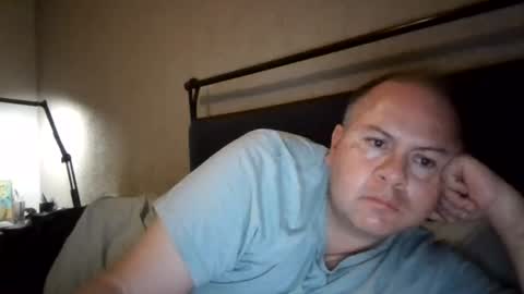 Snapshot of aleveg__101 chatting on June 16, 2026, 2:14 am aleveg__101 online show from June 16, 2026, 2:14 am