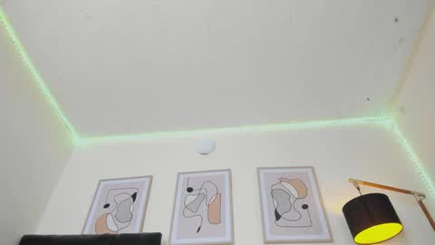 Snapshot of alex4diaz chatting on December 7, 2024, 7:32 pm Alexa online show from December 7, 2024, 7:32 pm