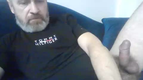 Snapshot of alex80581 chatting on November 26, 2025, 4:30 pm Alexey online show from November 26, 2025, 4:30 pm