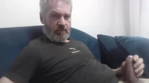 Snapshot of alex80581 chatting on November 30, 2025, 11:25 am Alexey online show from November 30, 2025, 11:25 am