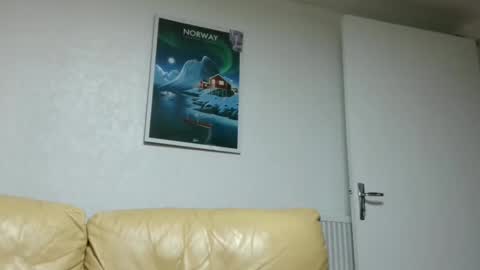 Alex83530 online show from December 31, 2024, 11:06 pm