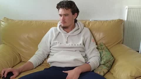 Alex83530 online show from February 27, 2025, 5:04 pm