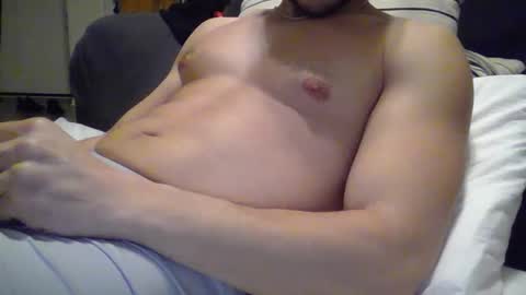 Snapshot of alex889215 chatting on December 3, 2024, 5:20 am alex online show from December 3, 2024, 5:20 am