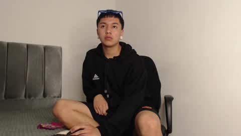 Owen online show from December 12, 2024, 1:21 am