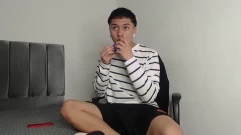 Owen online show from December 31, 2024, 6:24 pm