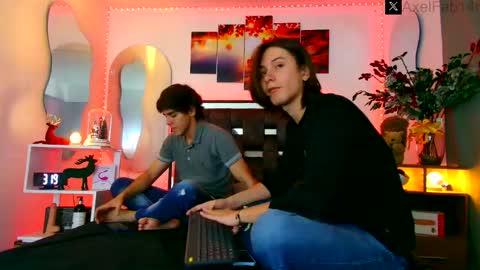 sneider online show from December 16, 2024, 9:41 pm