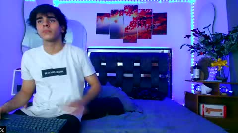 sneider online show from December 20, 2024, 9:39 pm