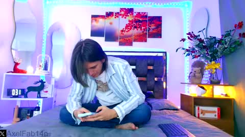 sneider online show from December 21, 2024, 6:23 pm