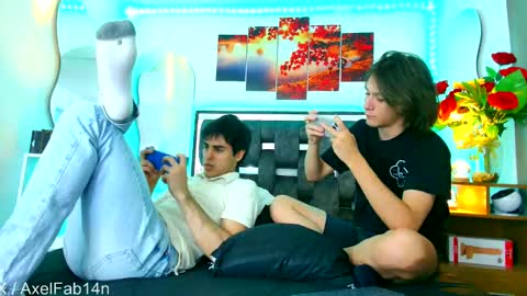 sneider online show from March 2, 2025, 9:54 pm