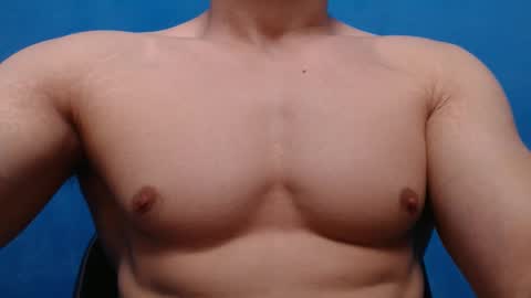 Snapshot of alex_blu chatting on October 20, 2025, 2:50 pm Alex online show from October 20, 2025, 2:50 pm