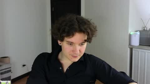 Snapshot of alex_candy_pump chatting on December 3, 2024, 1:19 am FAVORITE online show from December 3, 2024, 1:19 am