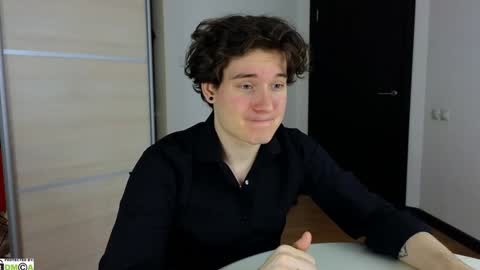 Snapshot of alex_candy_pump chatting on December 5, 2024, 12:08 am FAVORITE online show from December 5, 2024, 12:08 am