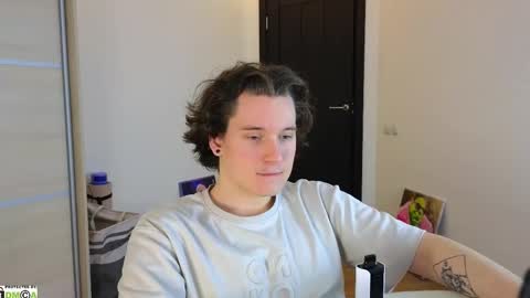 Snapshot of alex_candy_pump chatting on March 12, 2025, 4:08 am FAVORITE online show from March 12, 2025, 4:08 am