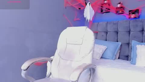 alex online show from October 30, 2025, 12:17 pm