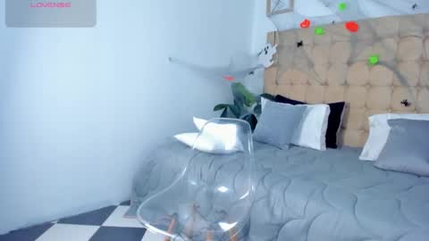 alex online show from November 4, 2025, 11:20 am