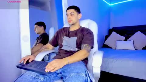 alex online show from June 19, 2026, 12:42 pm