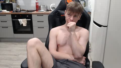 Snapshot of alex_gotcha chatting on December 3, 2024, 1:08 am Alex online show from December 3, 2024, 1:08 am