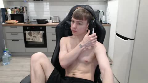 Snapshot of alex_gotcha chatting on January 25, 2025, 12:38 am Alex online show from January 25, 2025, 12:38 am