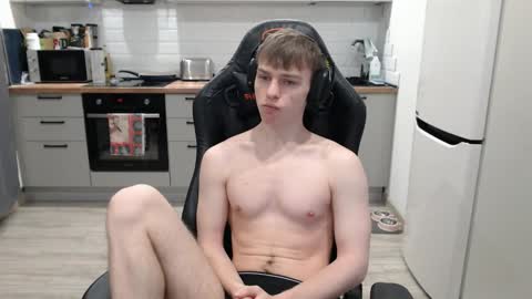 Snapshot of alex_gotcha chatting on February 1, 2025, 12:29 am Alex online show from February 1, 2025, 12:29 am