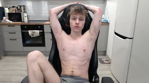 Snapshot of alex_gotcha chatting on February 7, 2025, 11:34 am Alex online show from February 7, 2025, 11:34 am