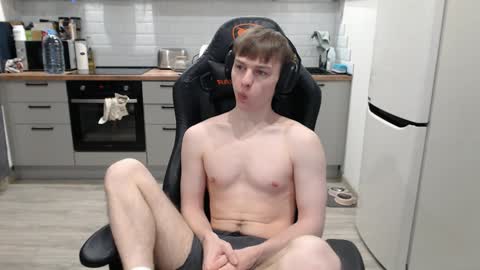 Snapshot of alex_gotcha chatting on February 8, 2025, 3:21 pm Alex online show from February 8, 2025, 3:21 pm