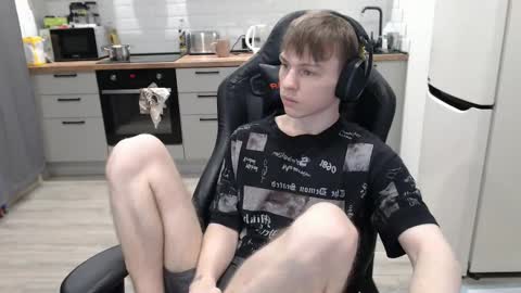 Snapshot of alex_gotcha chatting on March 6, 2025, 5:14 am Alex online show from March 6, 2025, 5:14 am