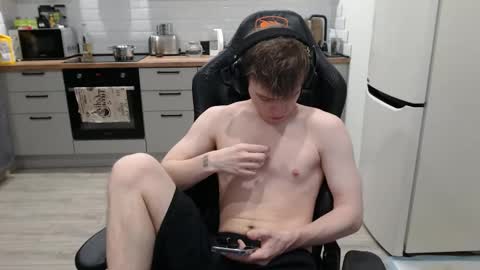 Snapshot of alex_gotcha chatting on March 10, 2025, 6:05 am Alex online show from March 10, 2025, 6:05 am