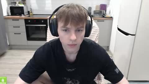 Snapshot of alex_gotcha chatting on February 6, 2026, 10:46 pm Alex online show from February 6, 2026, 10:46 pm