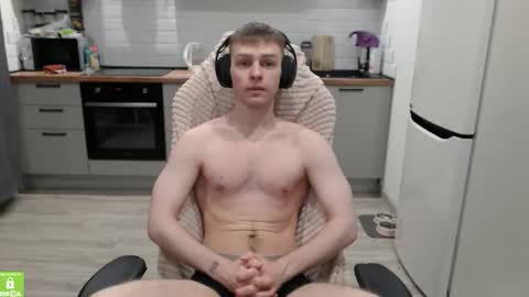 Snapshot of alex_gotcha chatting on February 14, 2026, 2:41 am Alex online show from February 14, 2026, 2:41 am