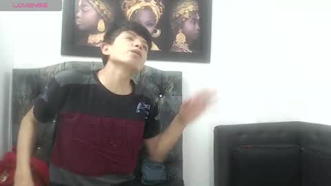 alex_it0 online show from April 16, 2026, 8:53 pm