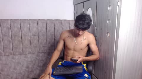 alex online show from June 5, 2026, 7:41 pm
