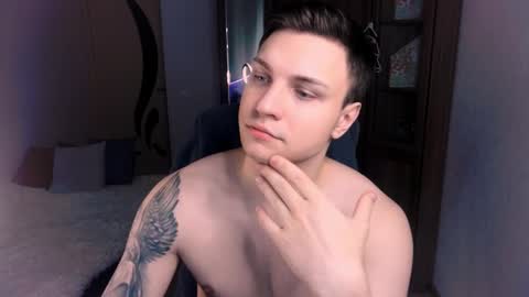 Snapshot of alex_milson chatting on December 13, 2024, 12:42 am alex_milson online show from December 13, 2024, 12:42 am