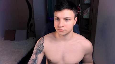 Snapshot of alex_milson chatting on December 15, 2024, 11:31 pm alex_milson online show from December 15, 2024, 11:31 pm