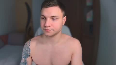 Snapshot of alex_milson chatting on February 20, 2025, 5:01 am alex_milson online show from February 20, 2025, 5:01 am