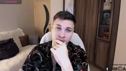 Snapshot of alex_milson chatting on October 23, 2025, 7:07 am alex_milson online show from October 23, 2025, 7:07 am