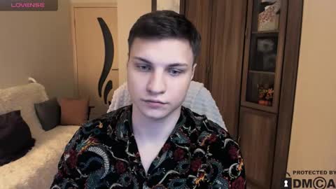 Snapshot of alex_milson chatting on November 9, 2025, 6:55 am alex_milson online show from November 9, 2025, 6:55 am