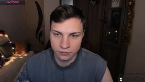 Snapshot of alex_milson chatting on December 1, 2025, 6:40 am alex_milson online show from December 1, 2025, 6:40 am