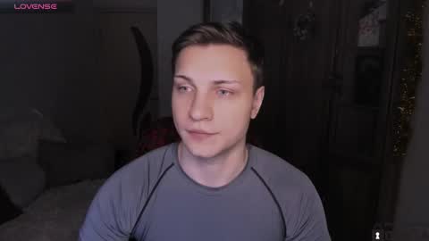 Snapshot of alex_milson chatting on December 20, 2025, 1:56 am alex_milson online show from December 20, 2025, 1:56 am