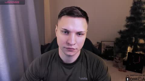 Snapshot of alex_milson chatting on January 8, 2026, 12:57 am alex_milson online show from January 8, 2026, 12:57 am