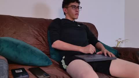 alex online show from July 28, 2026, 7:39 pm