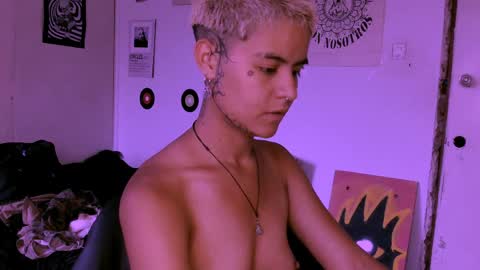 Alex online show from April 4, 2026, 8:39 pm